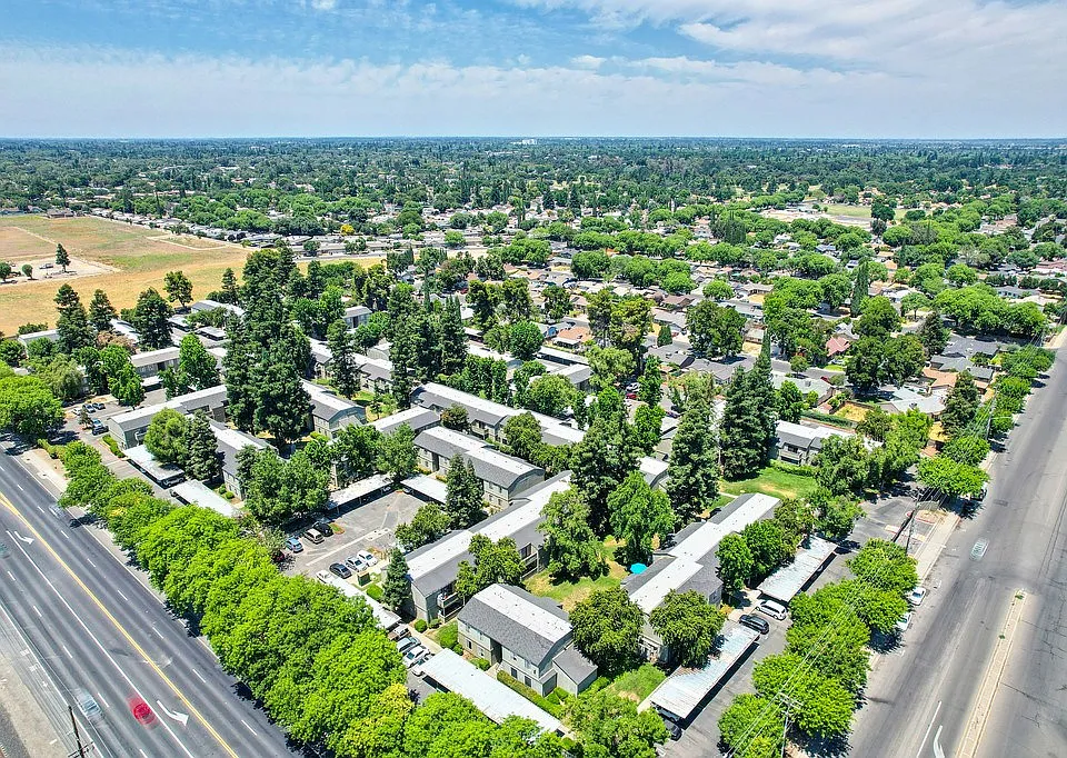 The Redwoods Apartments