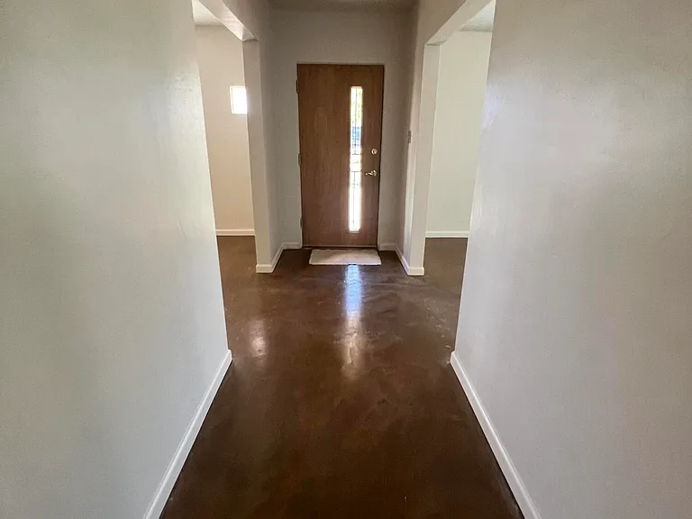 801 W Earll Dr — Photo 16