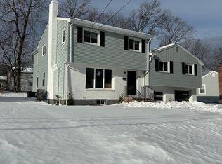 81 Earle St, Norwood, MA 02062