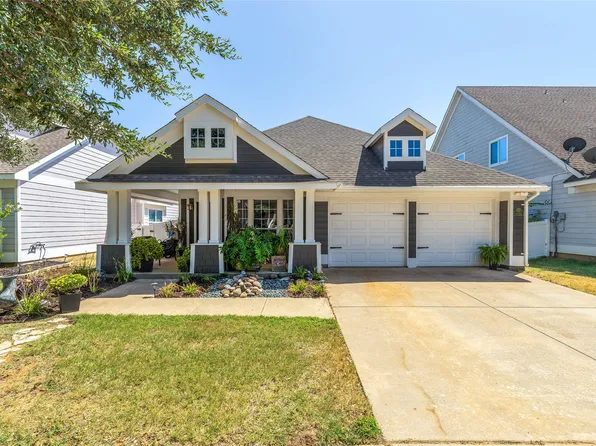10316 Nantucket Dr, Aubrey, TX 76227