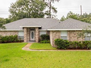 15662 Moss Hollow Dr, Jacksonville, FL 32218