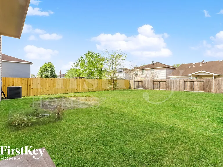 5018 Cottage Creek Ln — Photo 17