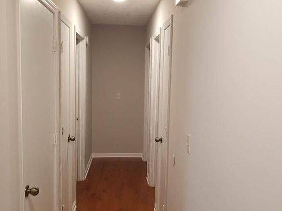 5th image of 1951 Fernwood Dr