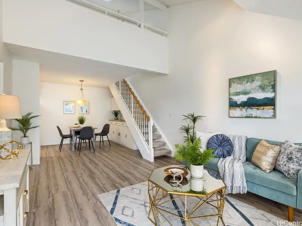 492 Mananai Pl #13-S, Honolulu, HI 96818