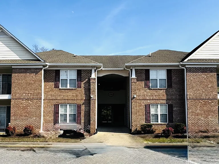 1750 Renwick Dr #202 — Photo 1