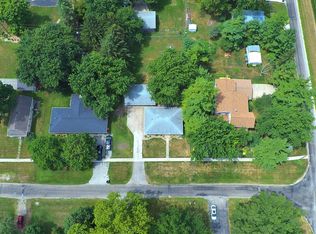 408 N McLean St, Hudson, IL