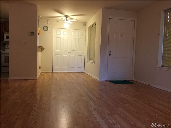 4th image of 22700 30th Ave S #107