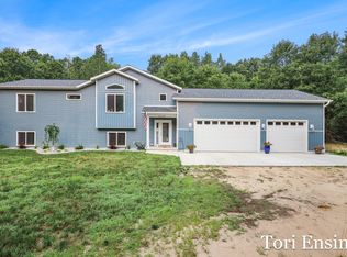 4156 Ersa Dr, Greenville, MI 48838