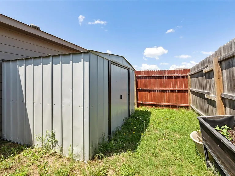4522 Heathers Cross — Photo 35