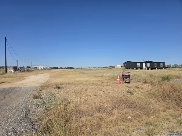 205 N Dairy Rd LOT 5, Leming, TX 78064