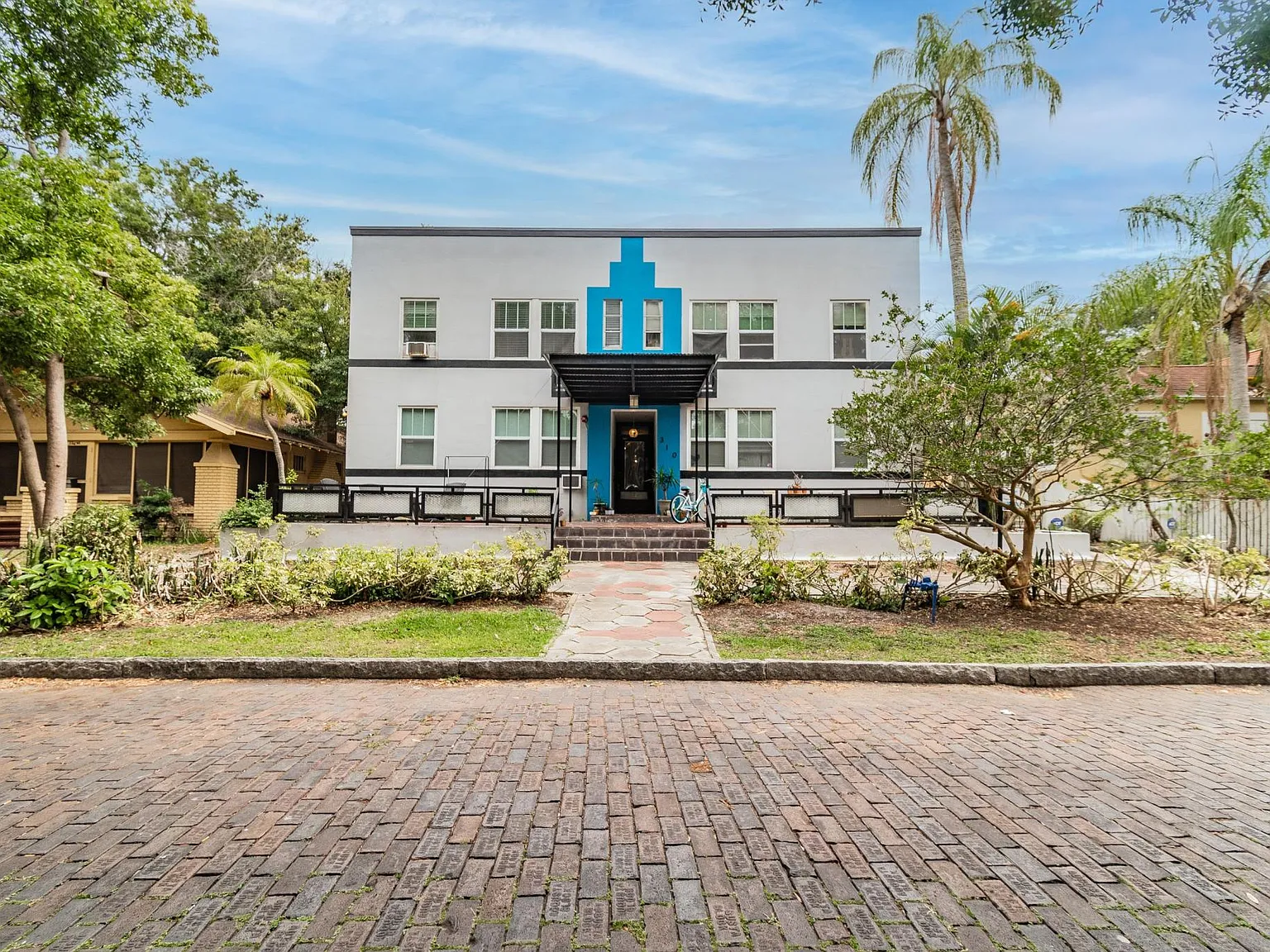 1 bed, 650 sqft, $1,350 — Photo 1