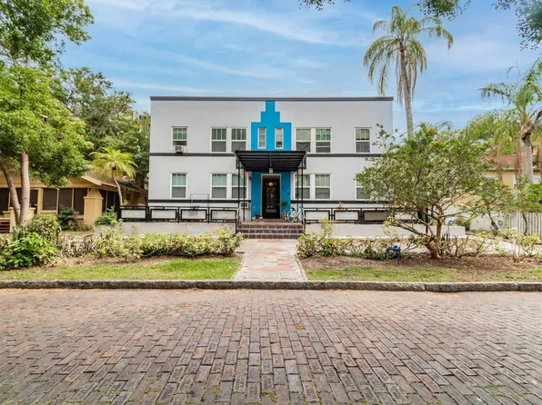 310 13th Ave NE APT 10, Saint Petersburg, FL 33701