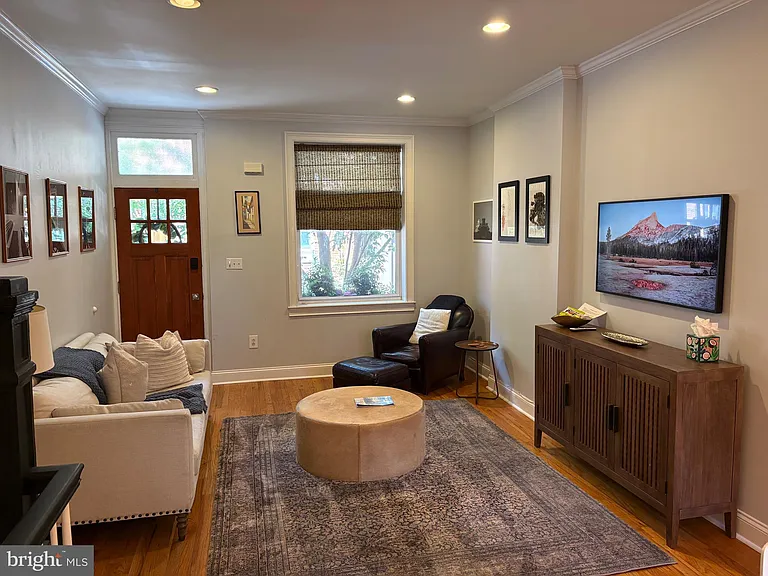 2608 Swain St — Photo 3