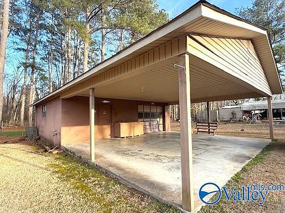 5th image of 1420 Cove Creek Dr