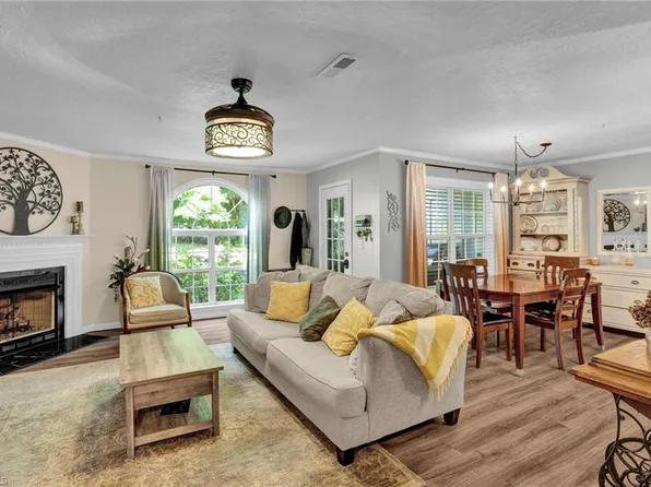 112 Rivertree Ln, Winston Salem, NC 27103