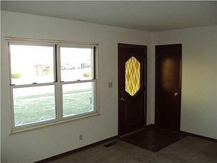 5th image of 3220 Saratoga Dr