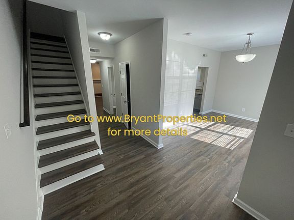 2nd image of 1023 Pleasant View Dr