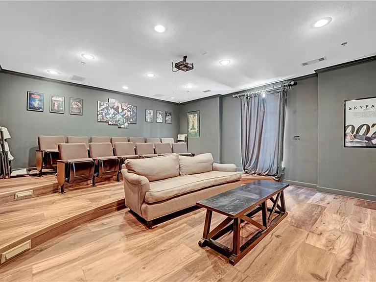3777 Peachtree Rd NE #1733 — Photo 27