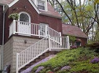 286 McCoy Rd, Mc Kees Rocks, PA 15136