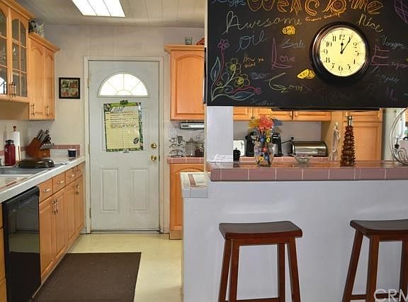 5th image of 18010 Doty Ave
