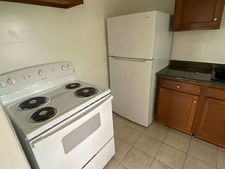 111 Andrew Ave #4 — Photo 6