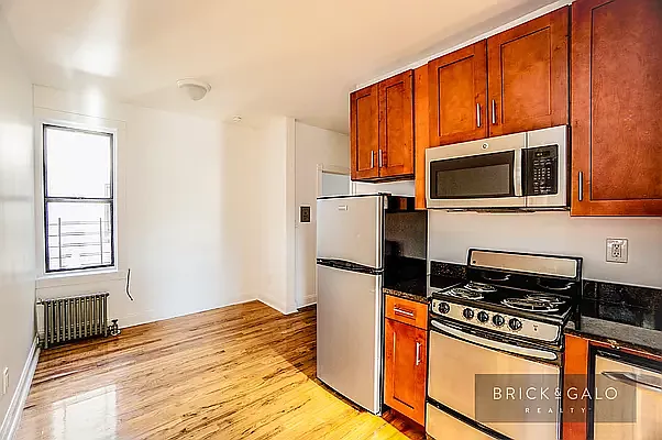 Rented by Shamco Management Corp | media 9