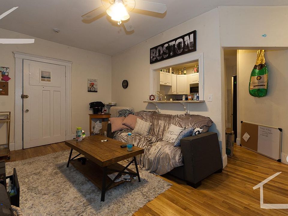2nd image of 27 Egmont St APT 5
