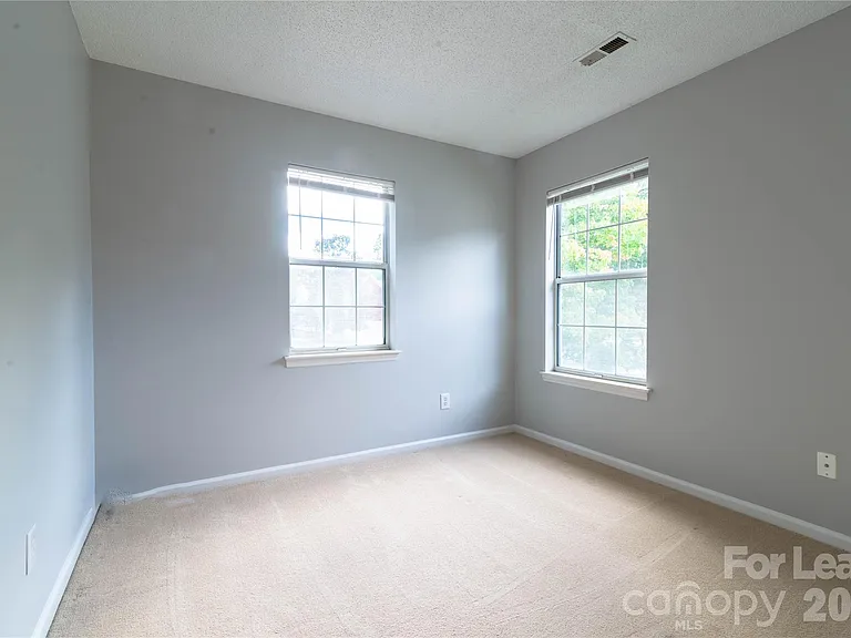 6138 Garamond Ct — Photo 16