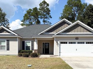 40 Hawthorn Pass, Crawfordville, FL 32327