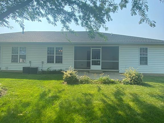 2nd image of 8436 Country View Ln