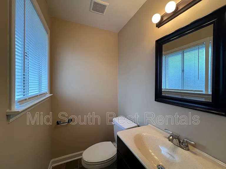 4330 Merlcrest Cv — Photo 13