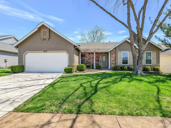 815 Kentridge Ct, Ballwin, MO 63021