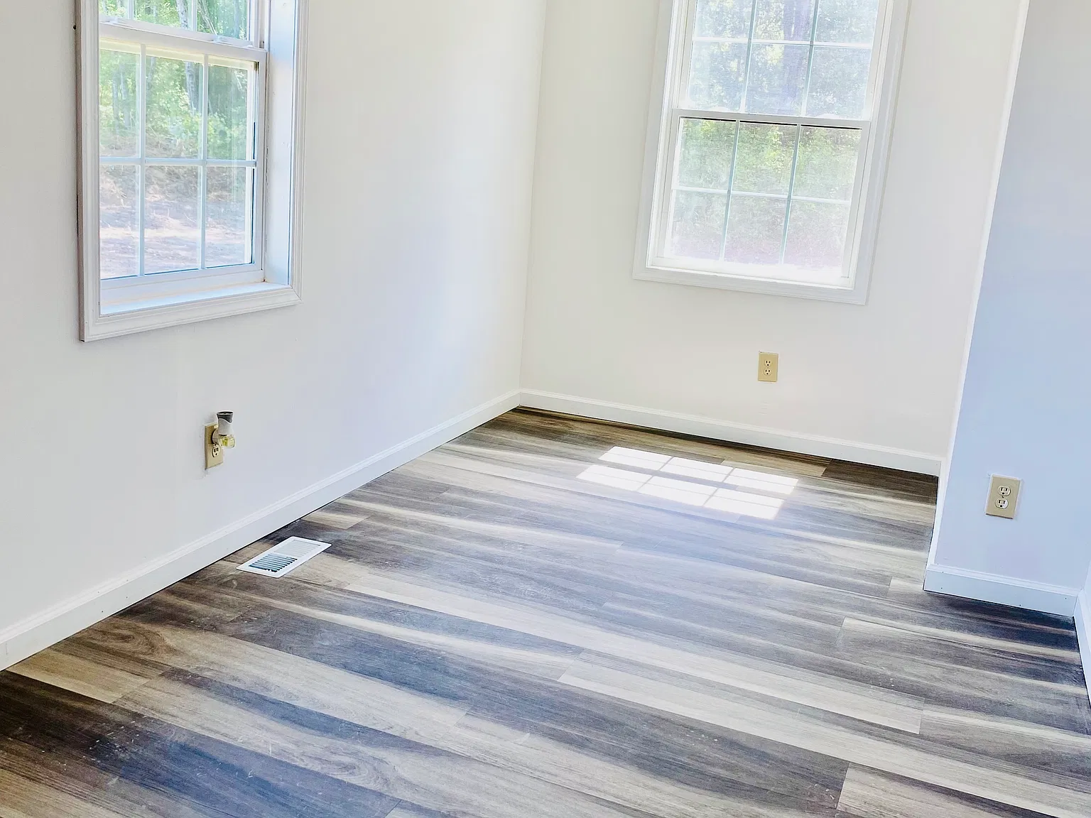 3 bed, 1.5 bath, 1000 sqft, $1,200 — Photo 4