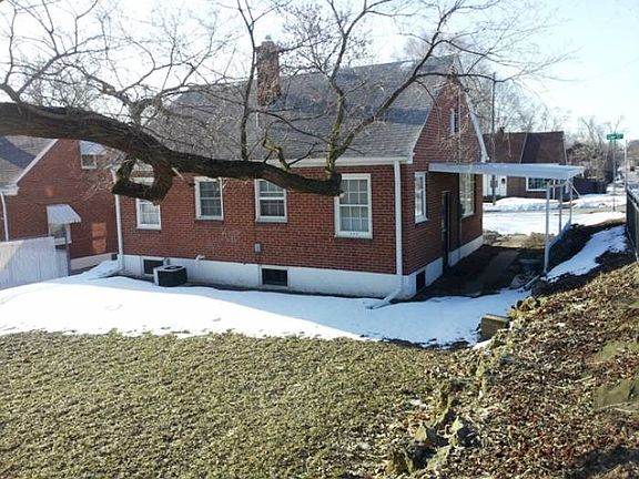 3rd image of 355 Cole Ave