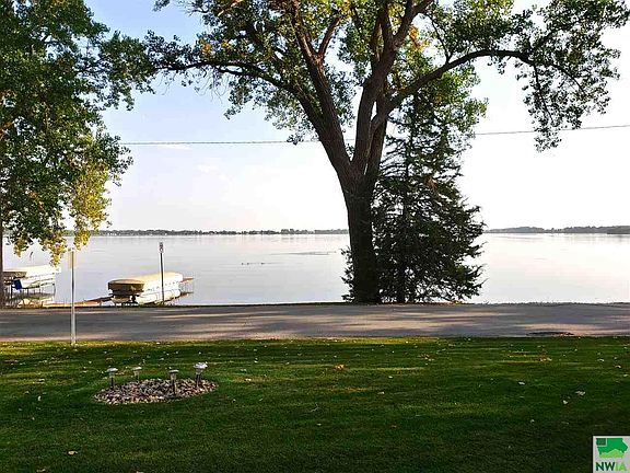 3rd image of 601 Chautauqua Park Dr APT 1