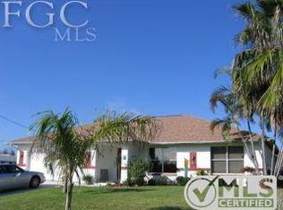 428 SW 38th Pl, Cape Coral, FL 33991