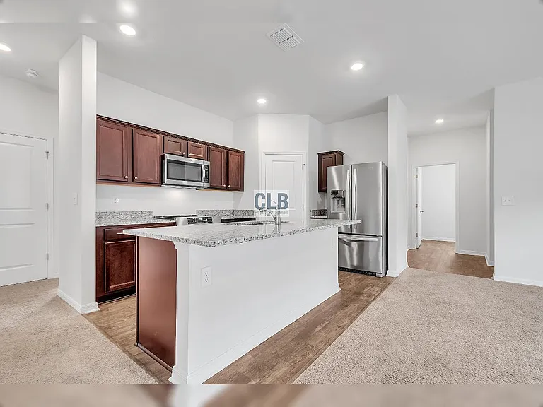 3012 Neverland Dr — Photo 3