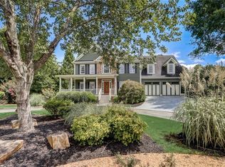 558 Old Canton Rd, Marietta, GA 30068