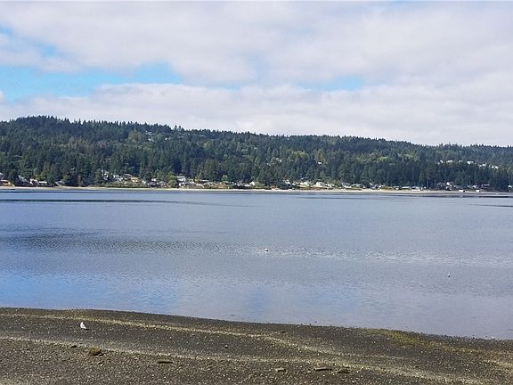 3rd image of 2989 Erlands Beach Loop NW
