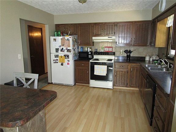 5th image of 2872 Gull Ln
