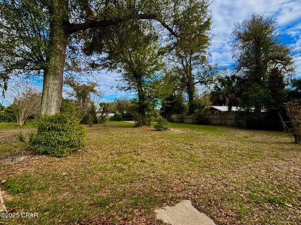 202 College Ave, Panama City, FL 32401