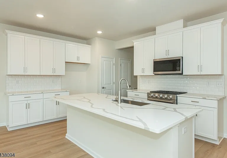 5 Wadsworth Dr — Photo 5