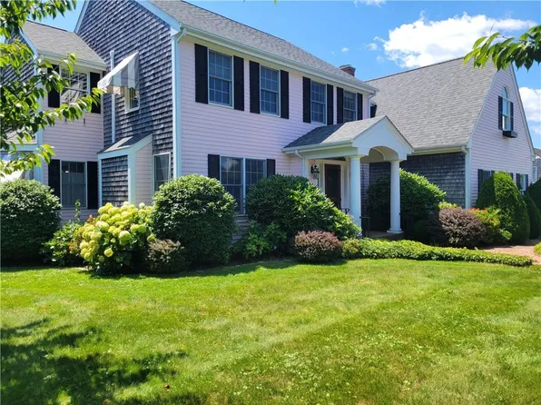 22 Madison Way, Portsmouth, RI 02871