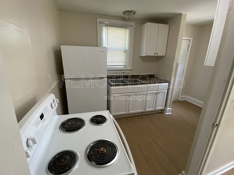 253 N Gray St — Photo 6