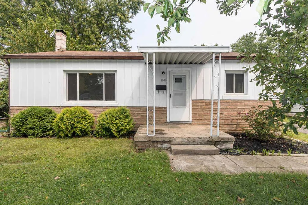1846 Ferris Rd photo 1