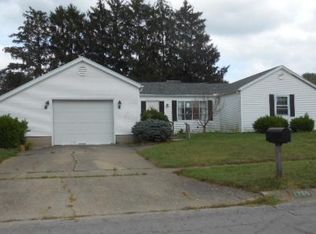 1266 Edgewood Dr, Circleville, OH 43113