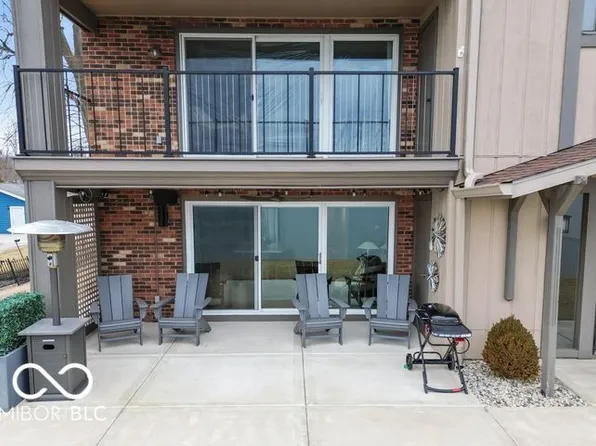8127 Lake Shore Dr APT 1, Cedar Lake, IN 46303