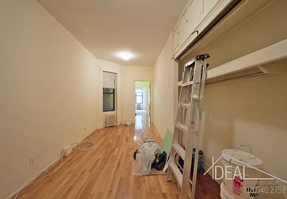 3rd image of 42 Hicks St APT 2