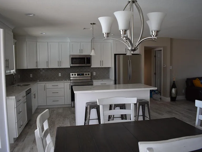 9 W Geneva Dr — Photo 8