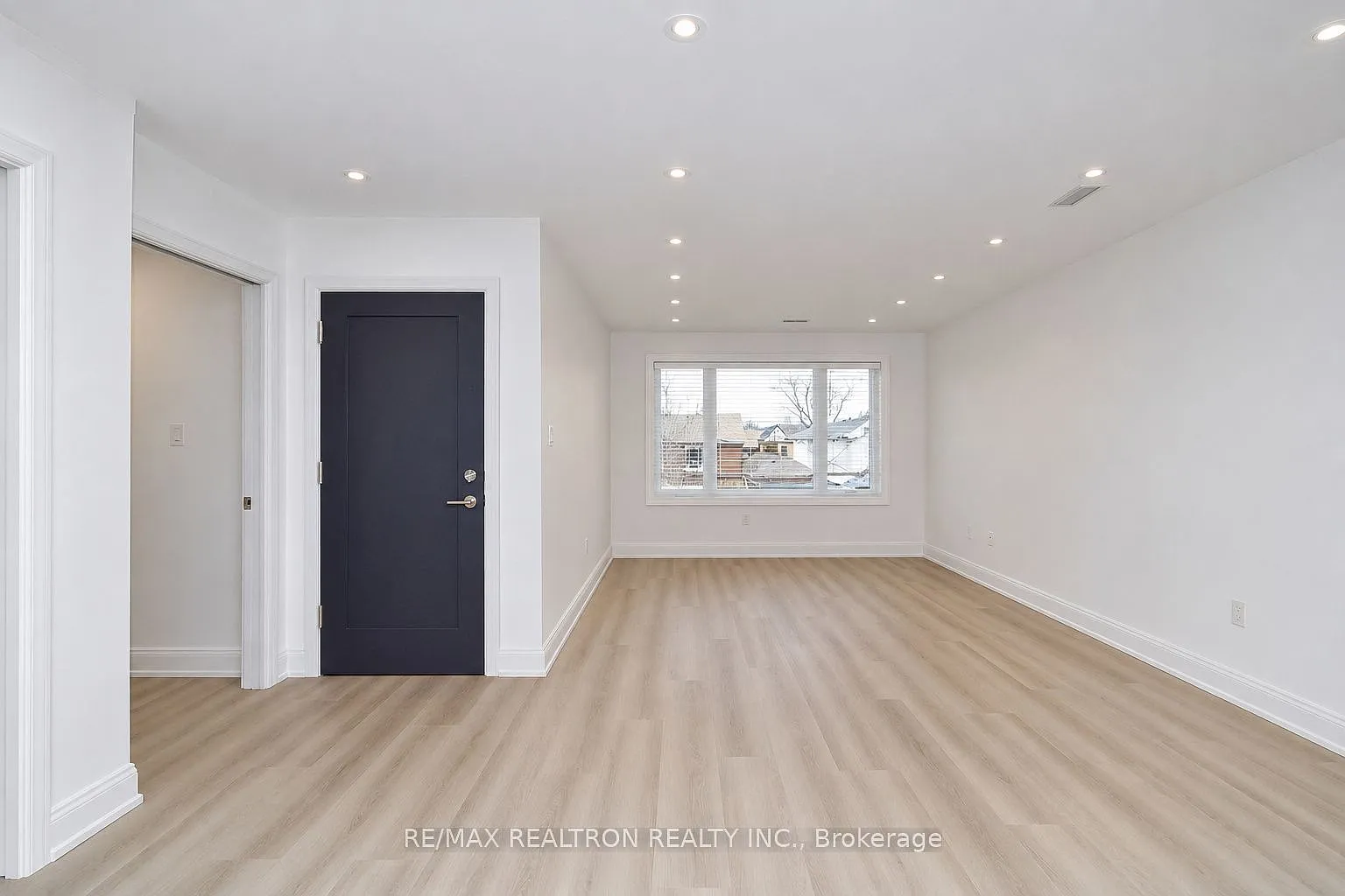 3 bed, $3,850 — Photo 2